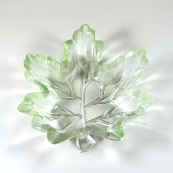 Glass Candy Dish Maple Leaf Green Transparent Heavy 5 x 6 inch Fall Leaves - Picture 6 of 8